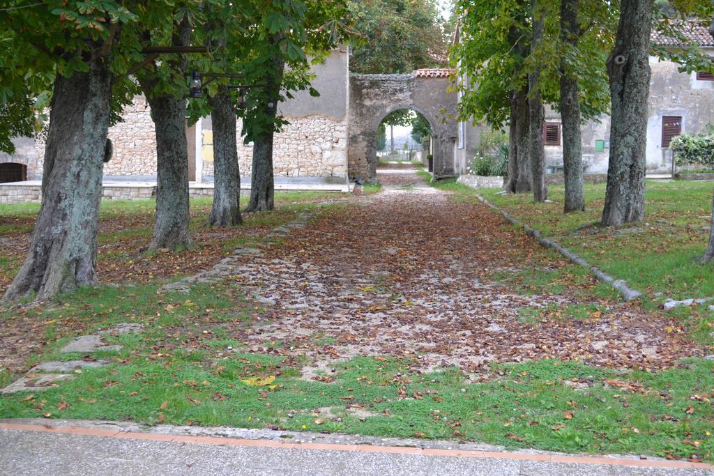 Apartments Lazzarini Battiala Nedescina Luaran gambar