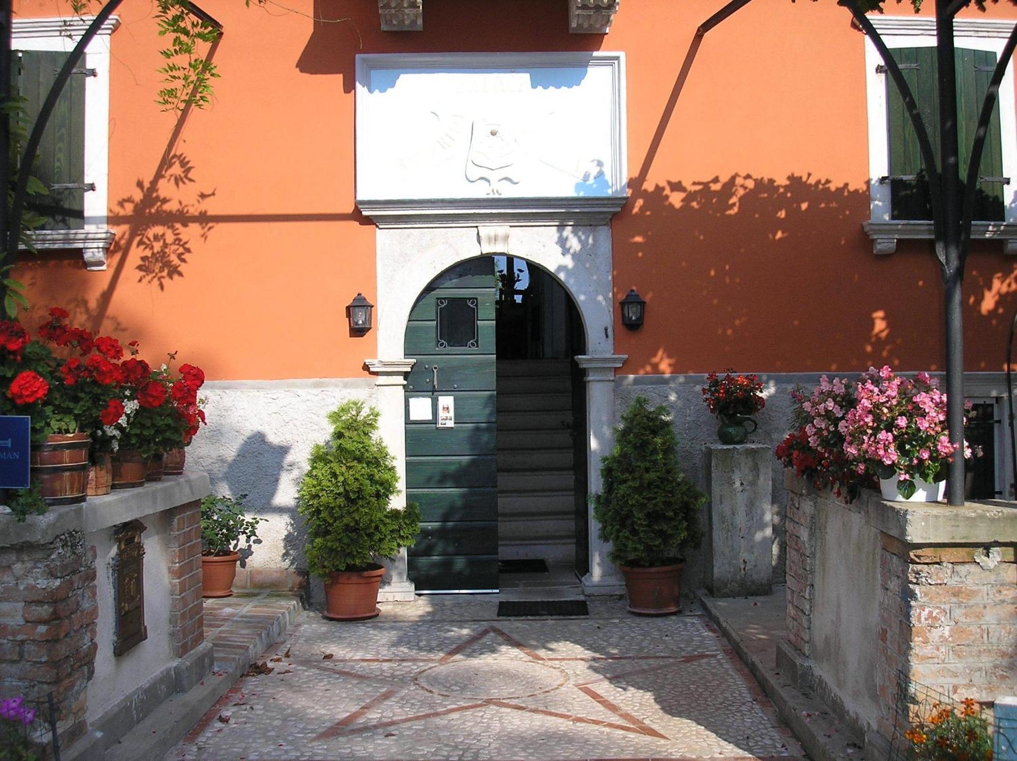 Apartments Lazzarini Battiala Nedescina Luaran gambar